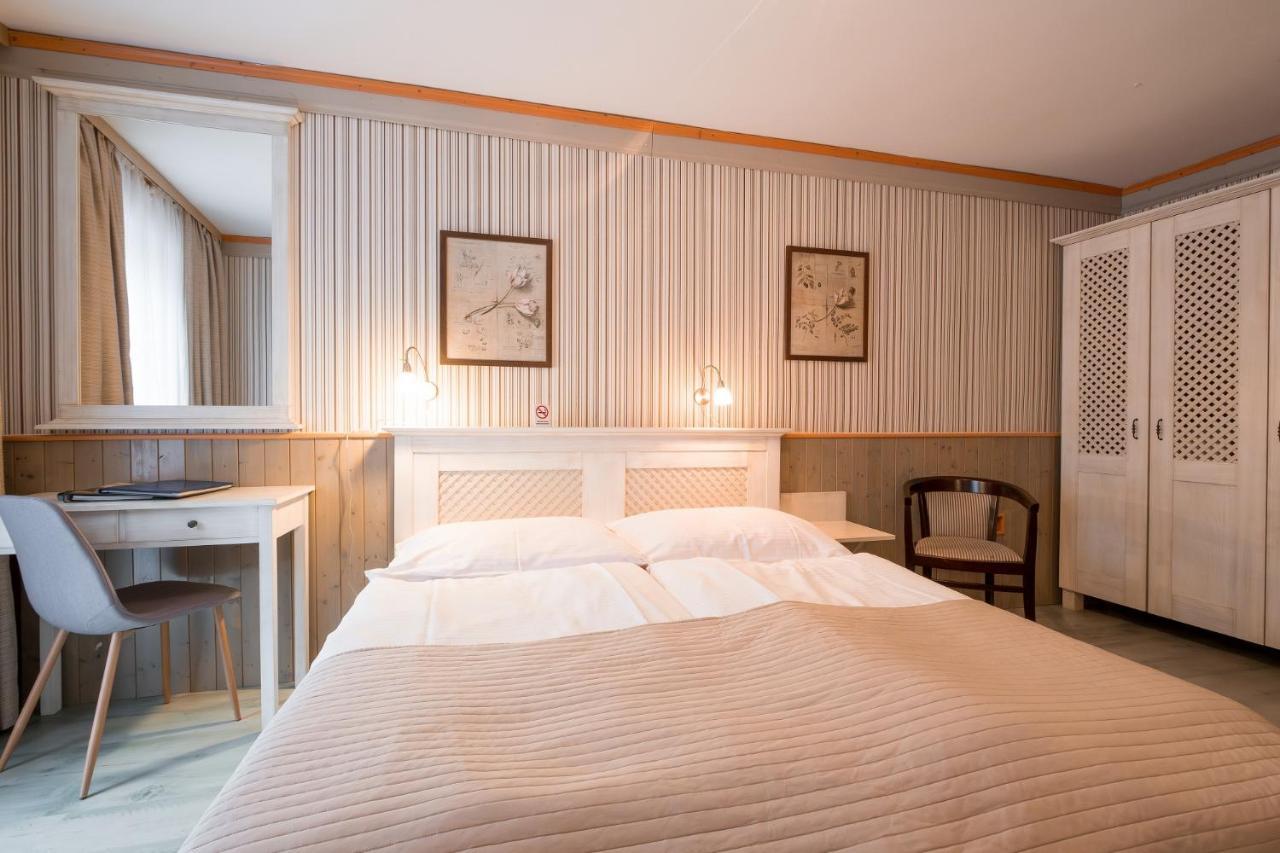 Hotel Maxant Фримбурк Экстерьер фото